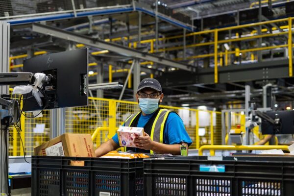 Walmart’s Supply Chain and Forex Risk Management in Global Retail